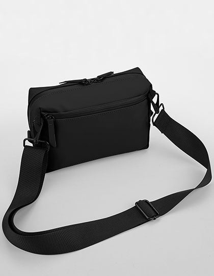 Matte PU Cross Body Bag in Black, Größe 20 x 15 x 6 cm