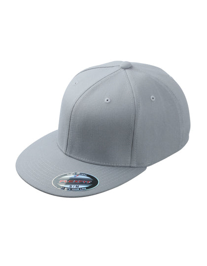 6 Panel Flexfit® Flat Peak Cap in Light Grey, Größe L/XL (58/59 cm)