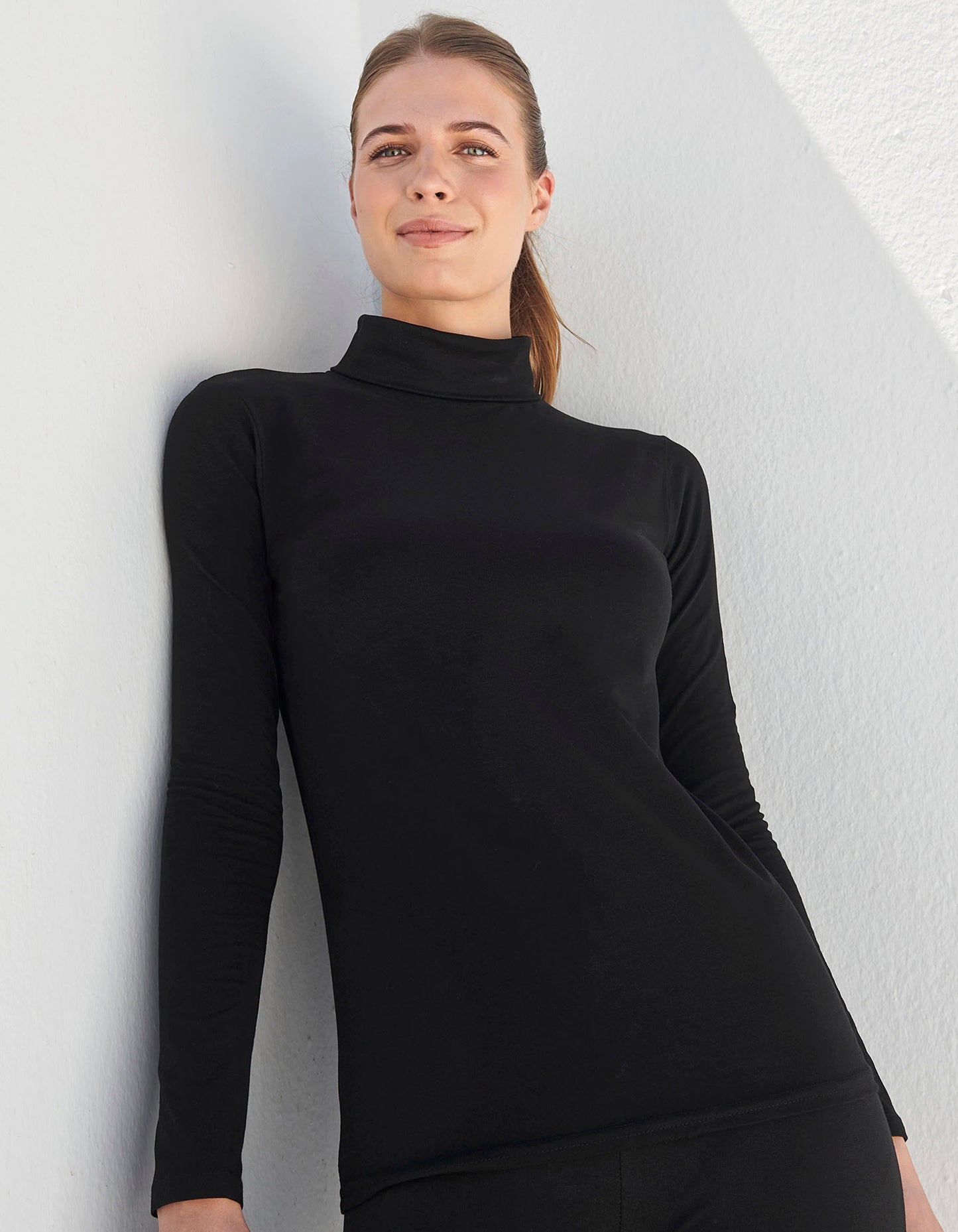Women´s Feel Good Stretch Roll Neck Top