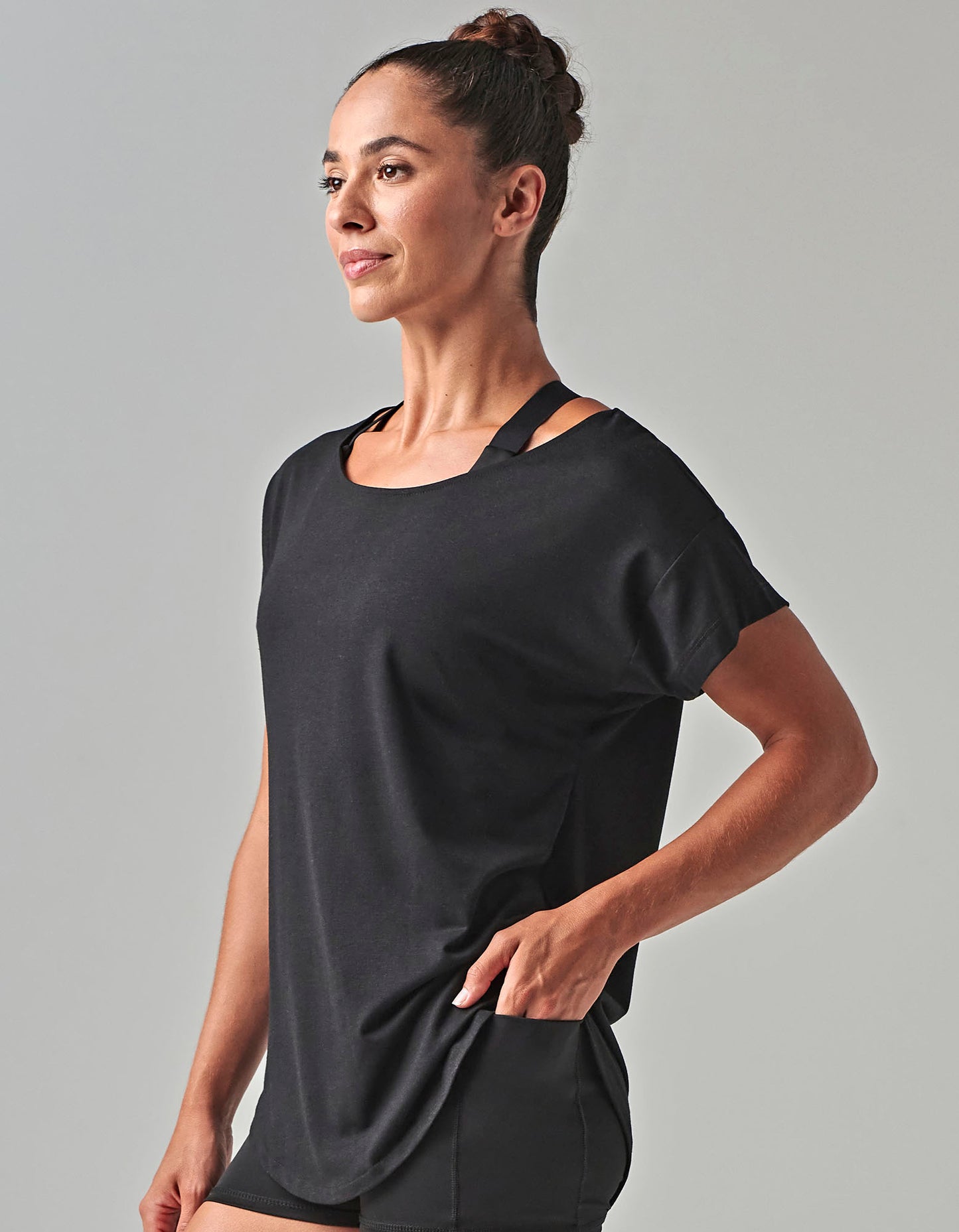 Scoop Neck T