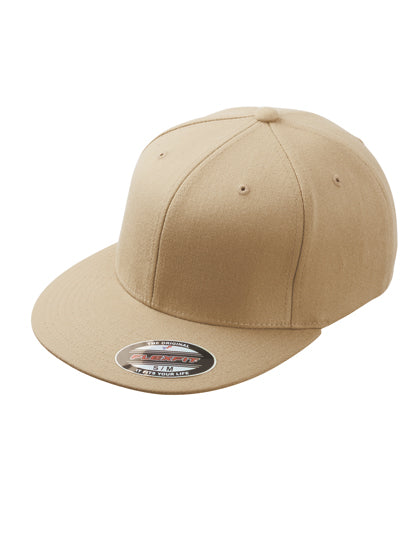 6 Panel Flexfit® Flat Peak Cap in Khaki, Größe L/XL (58/59 cm)
