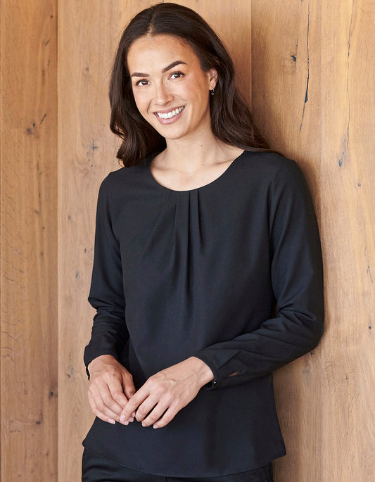 Ladies´ Pleat Front Long Sleeved Blouse