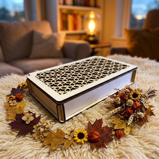 Holzbox mit Klappdeckel aus Lindenholz – Deckel mit Wunschmuster oder Gravur, ca. 18,5 × 11 × 3,5 cm
